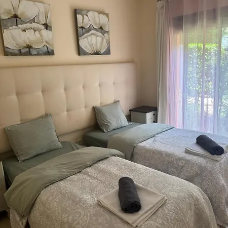 Cozy With Garden * Estepona